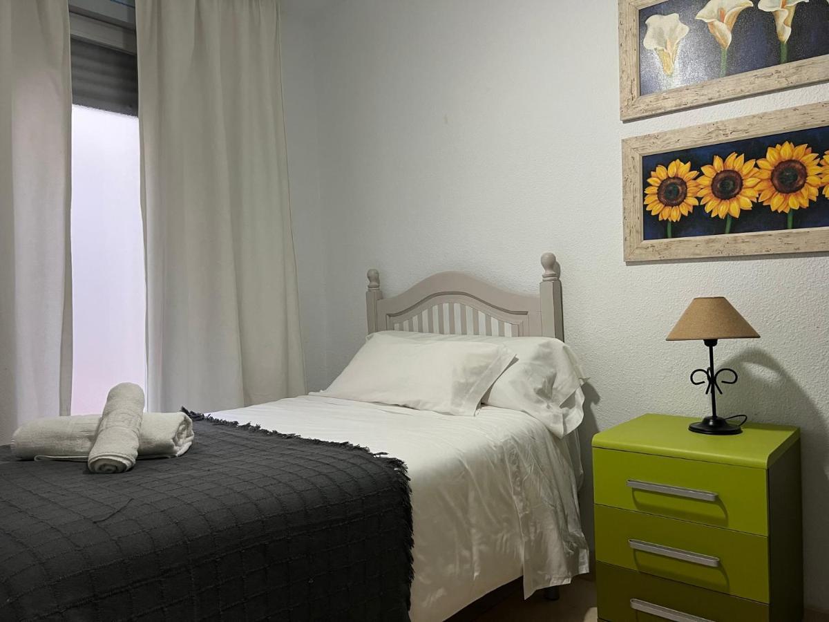 Ferienwohnung Apartamento La Torre Con Parking Gratuito Córdoba Exterior foto
